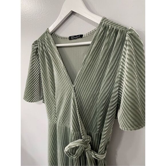 Simplee Womens Medium Boho Velvet Maxi Wrap Tie Dress Flowy NWT V Neck - Picture 4 of 7